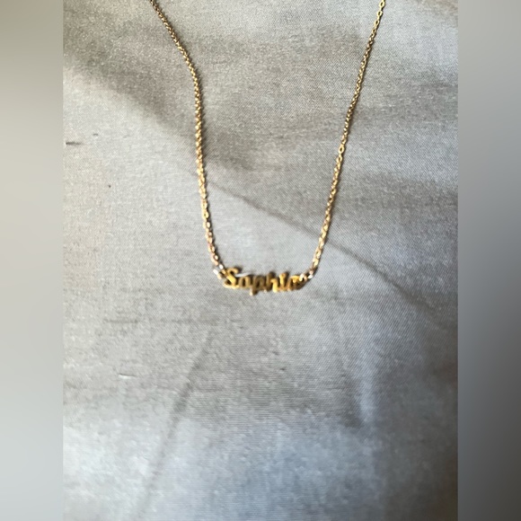 Small Sophia minimalist personalized necklace gold colored adjustable chain - Picture 5 of 10